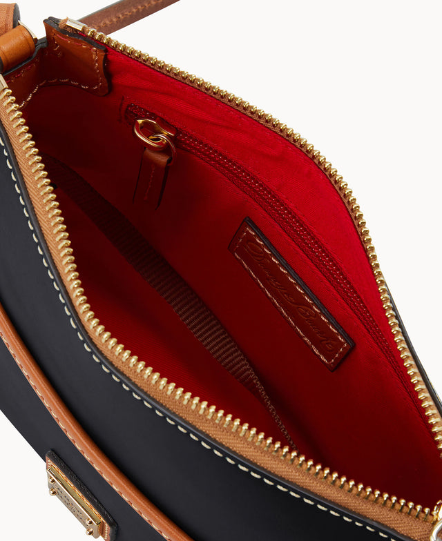 B2340G_JKBLPANA_ALT2