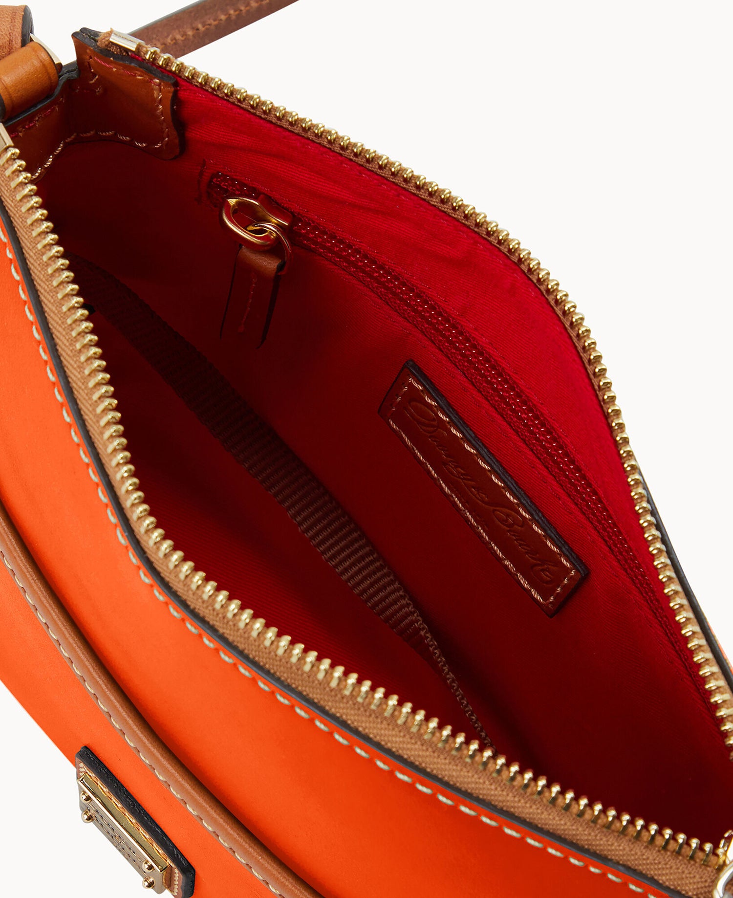 B2340G_JKCEPANA_ALT2