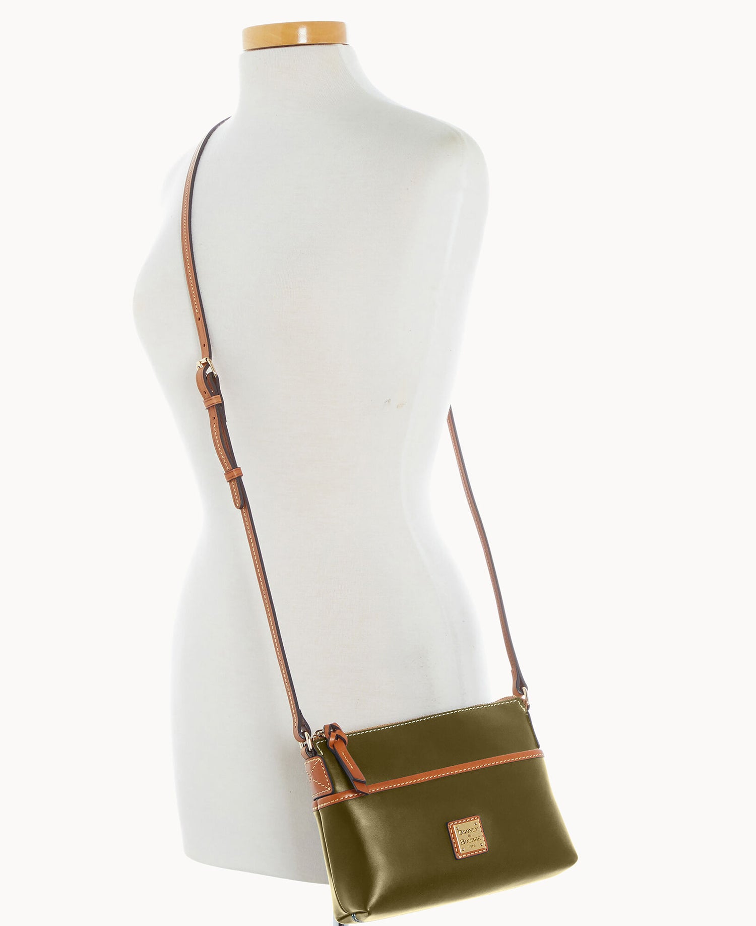 B2340G_JKIVPANA_ALT4