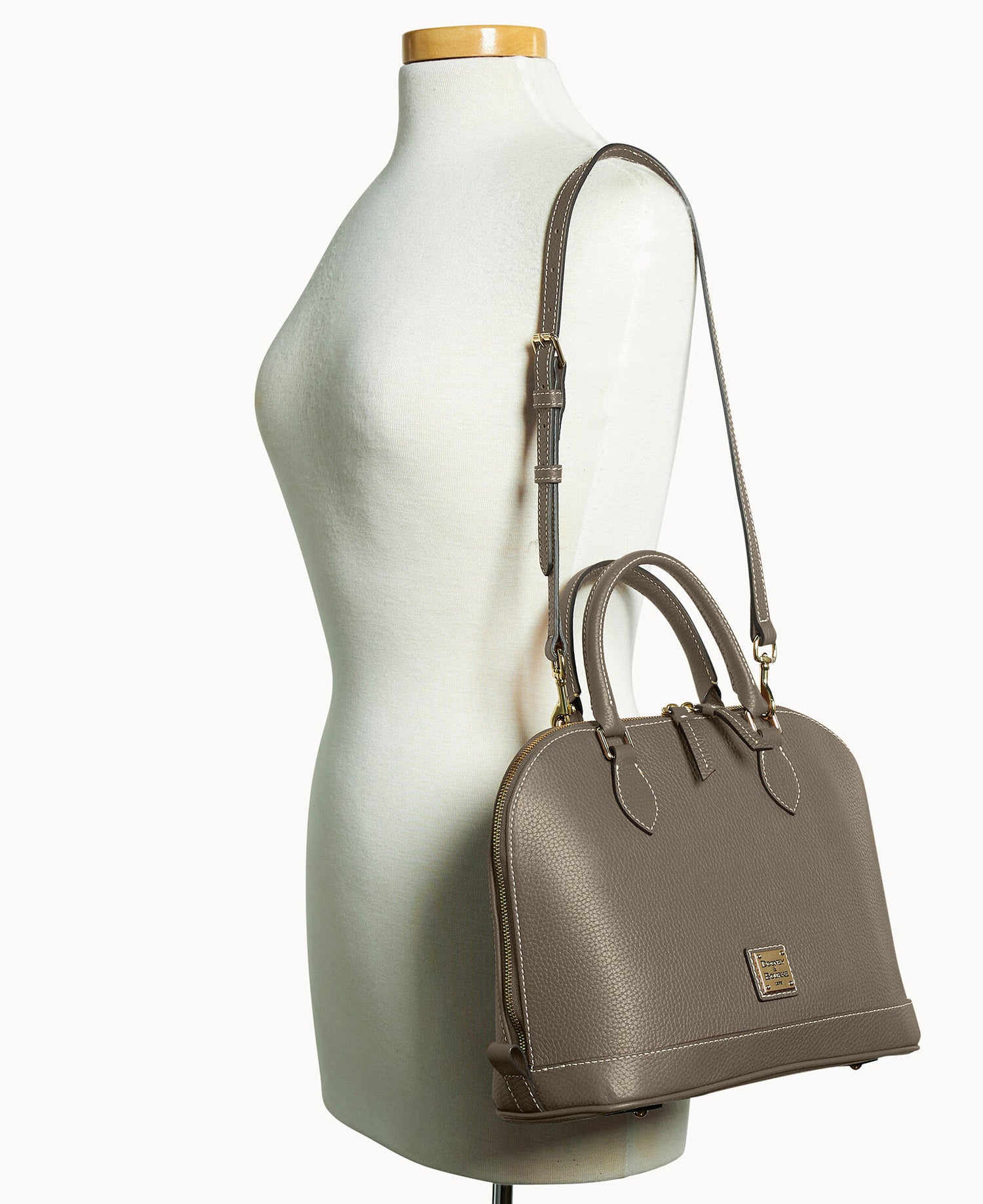 B2343G_LTELLTELPEBL_ALT4