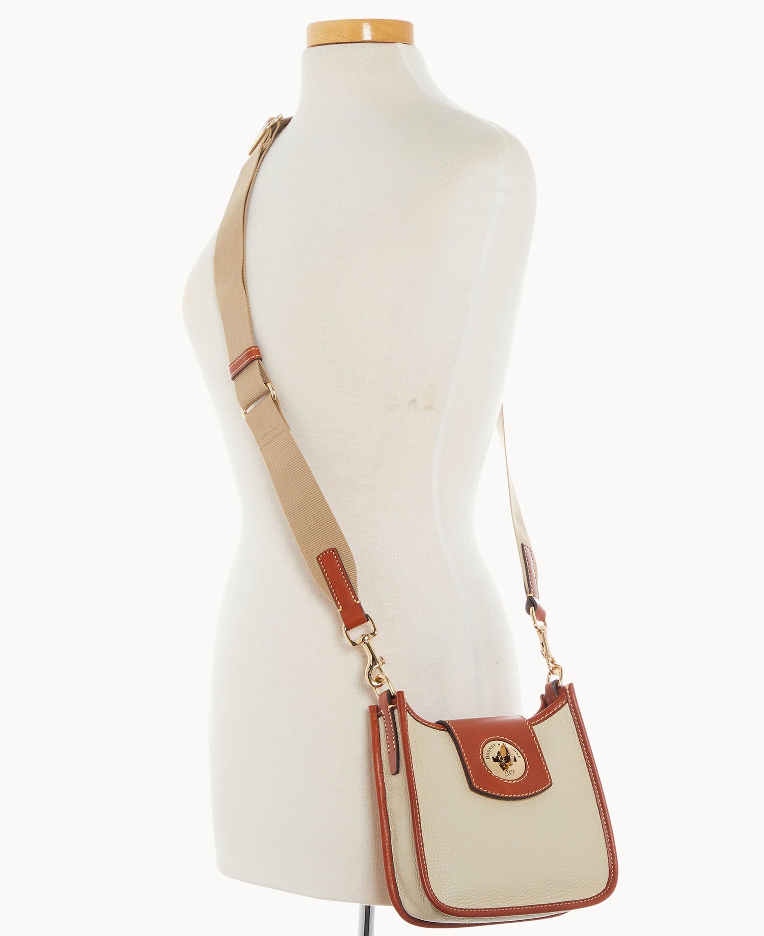 B2376G_9PWHPATN_ALT4