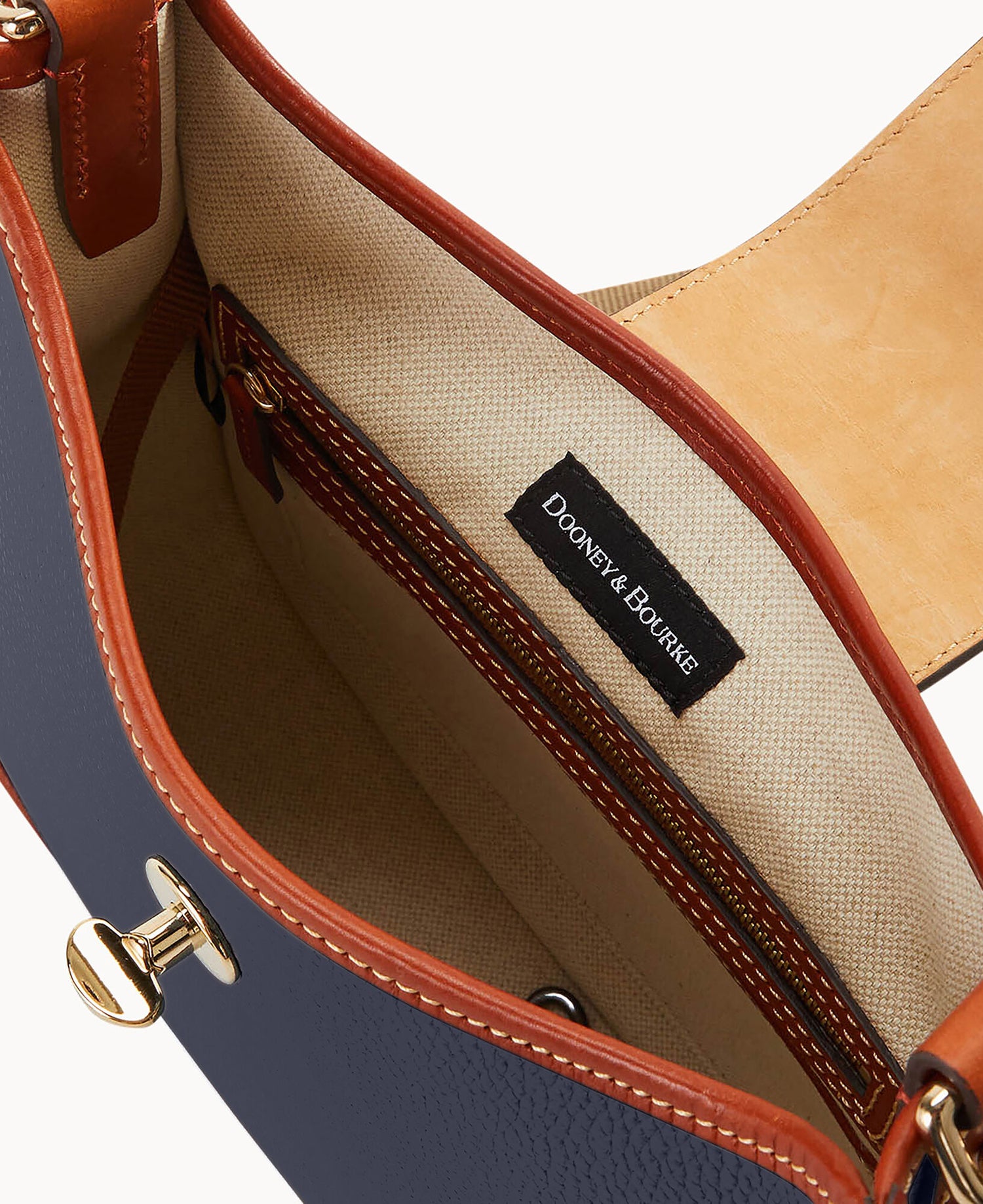 B2377G_9PMDPATN_ALT2