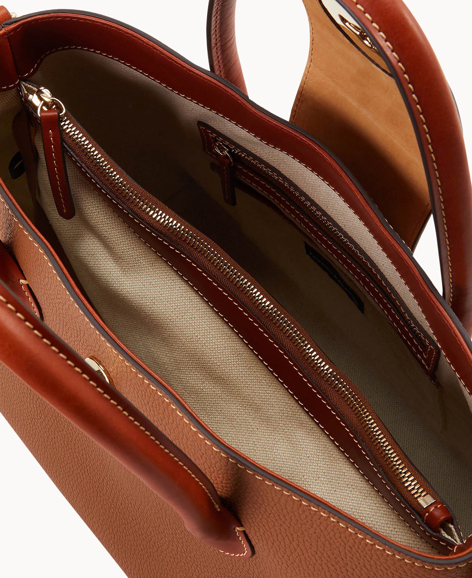 B2382G_9PCAPATN_ALT2