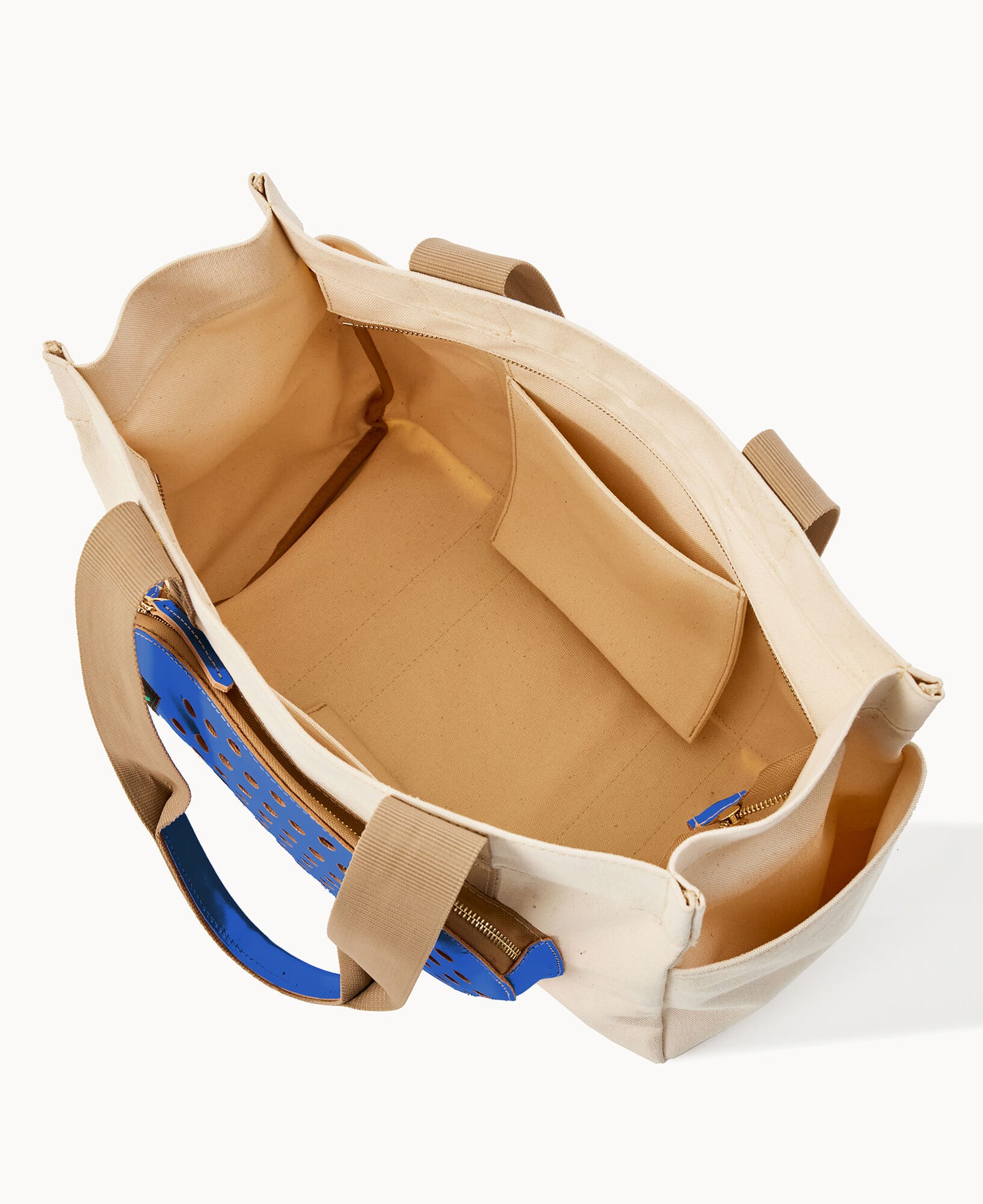 B2393G_CJNAPAXU_ALT2