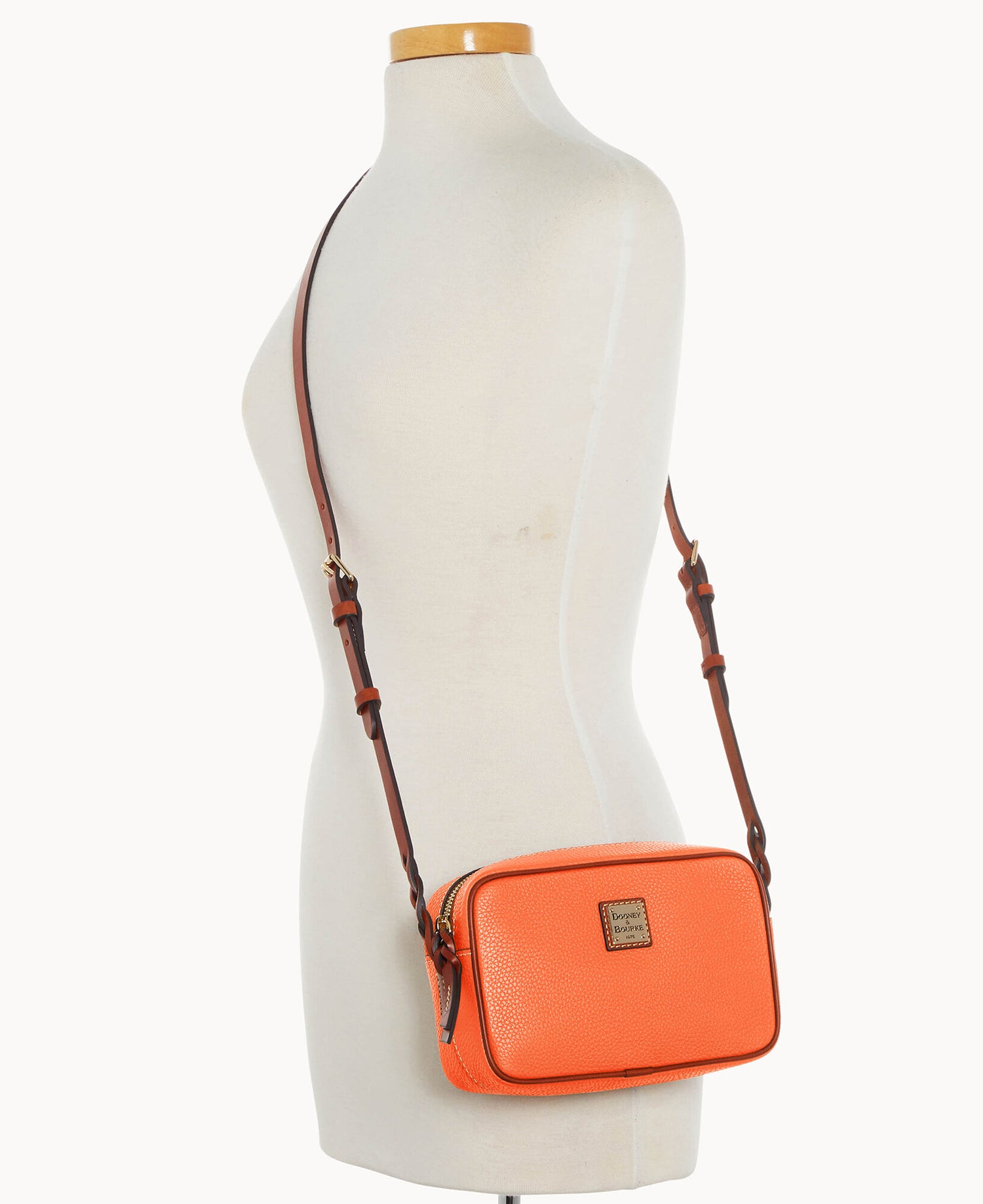 B2414G_AWCRPATN_ALT4