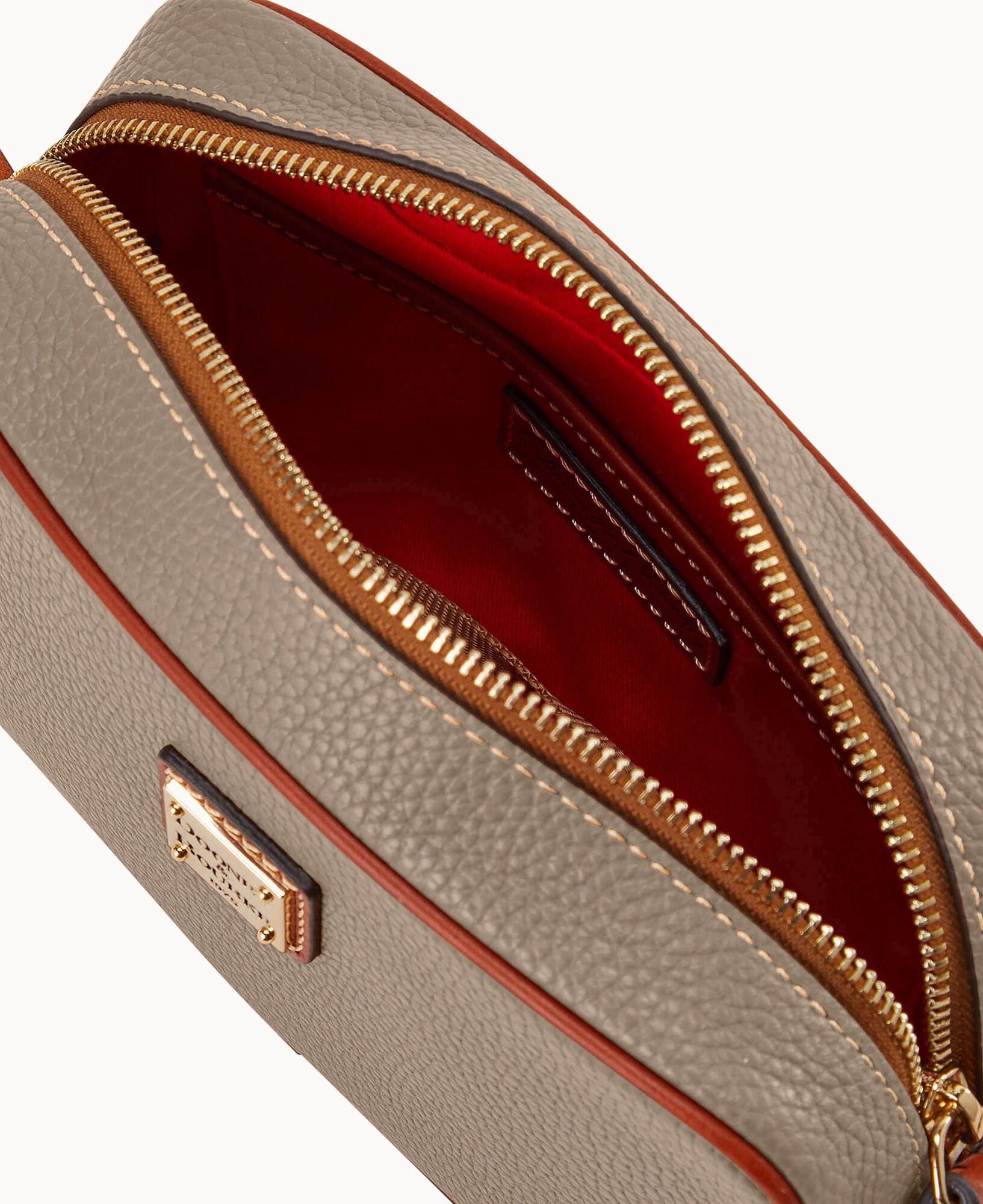 Pebble Grain Loni Crossbody – ILoveDooney