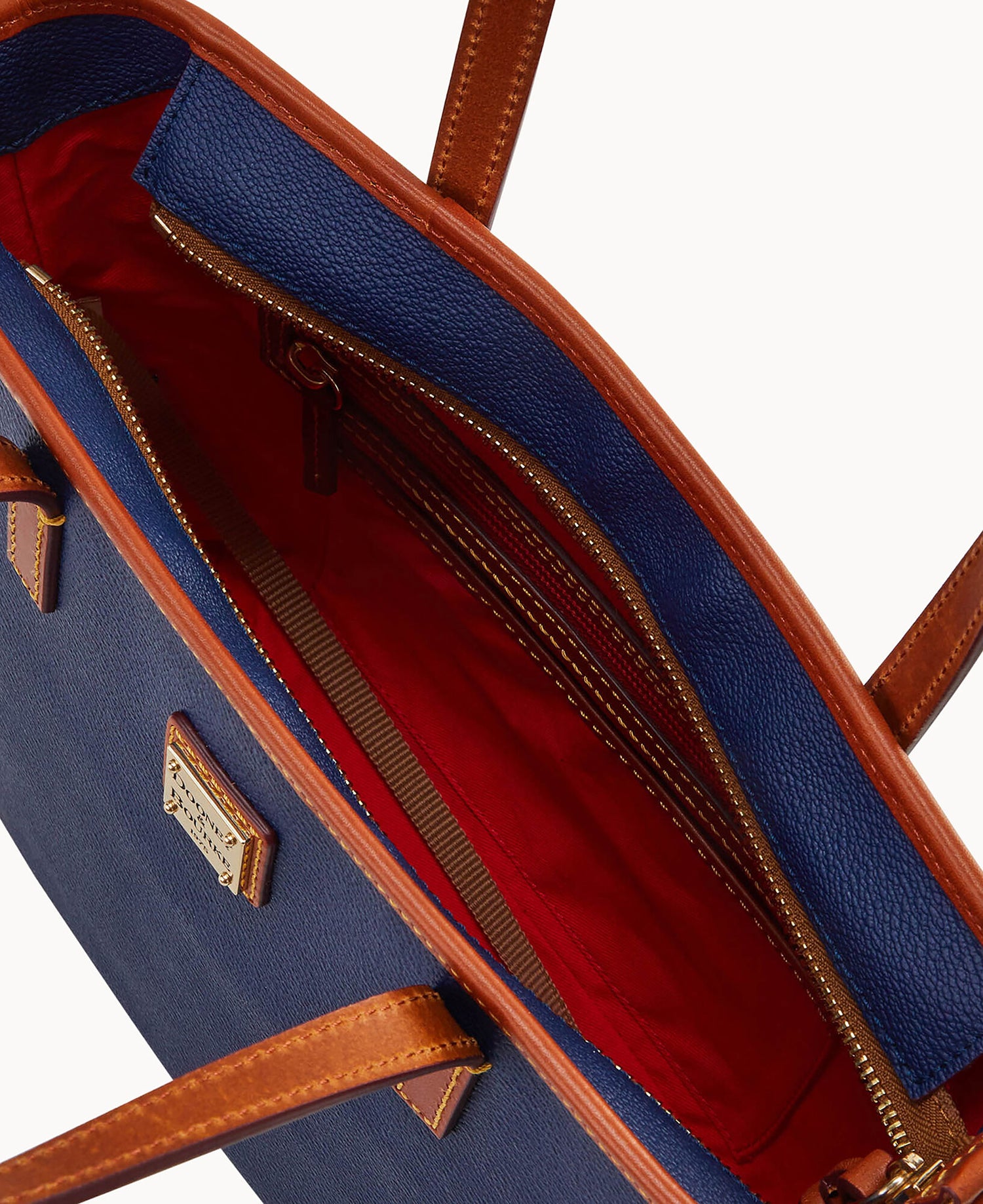 B2420G_KIMDPATN_ALT2