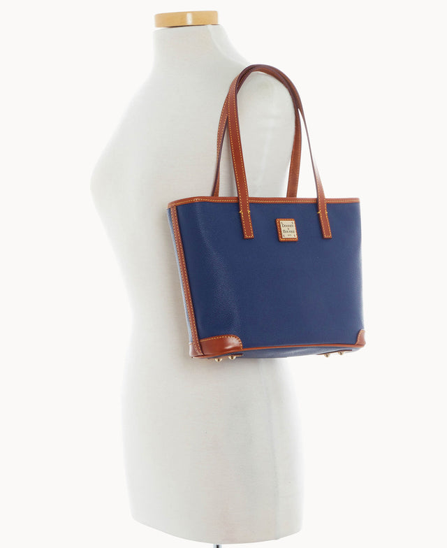 B2420G_KIMDPATN_ALT4