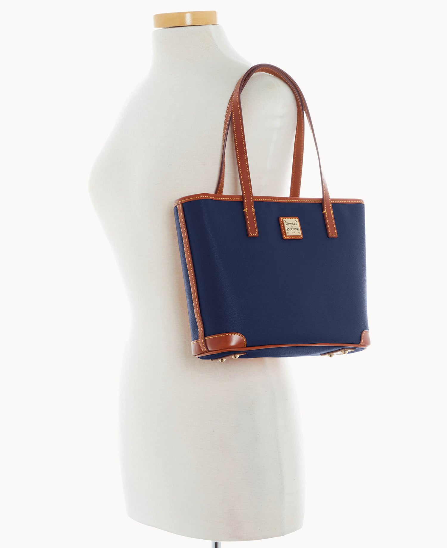 B2420G_KIMRPATN_ALT4