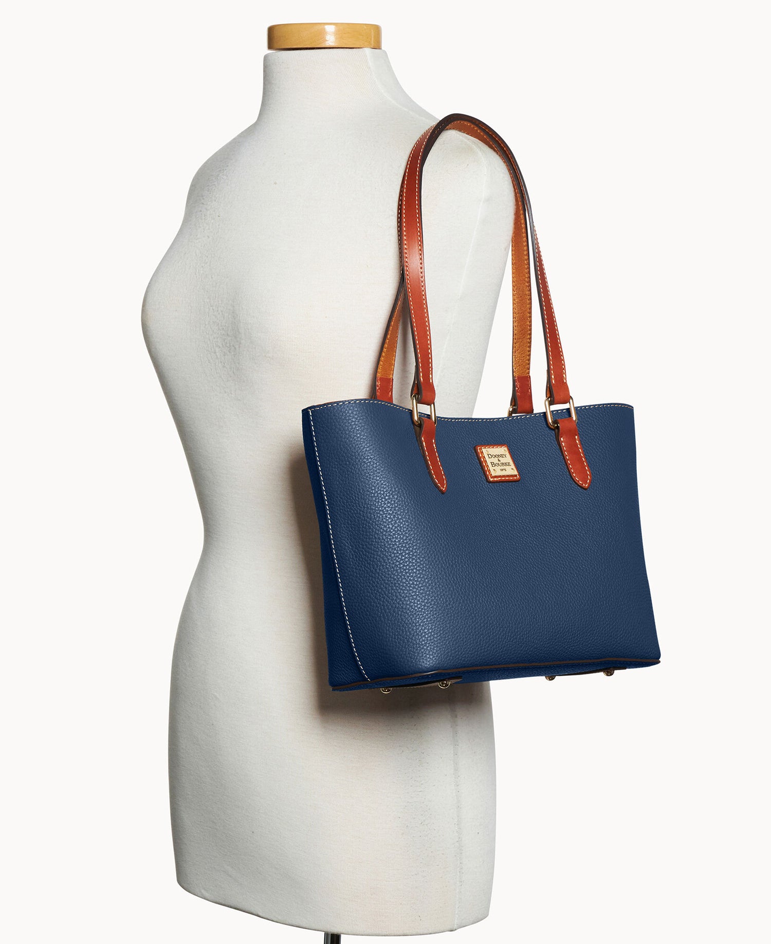 B2485G_AWJEPATN_ALT4