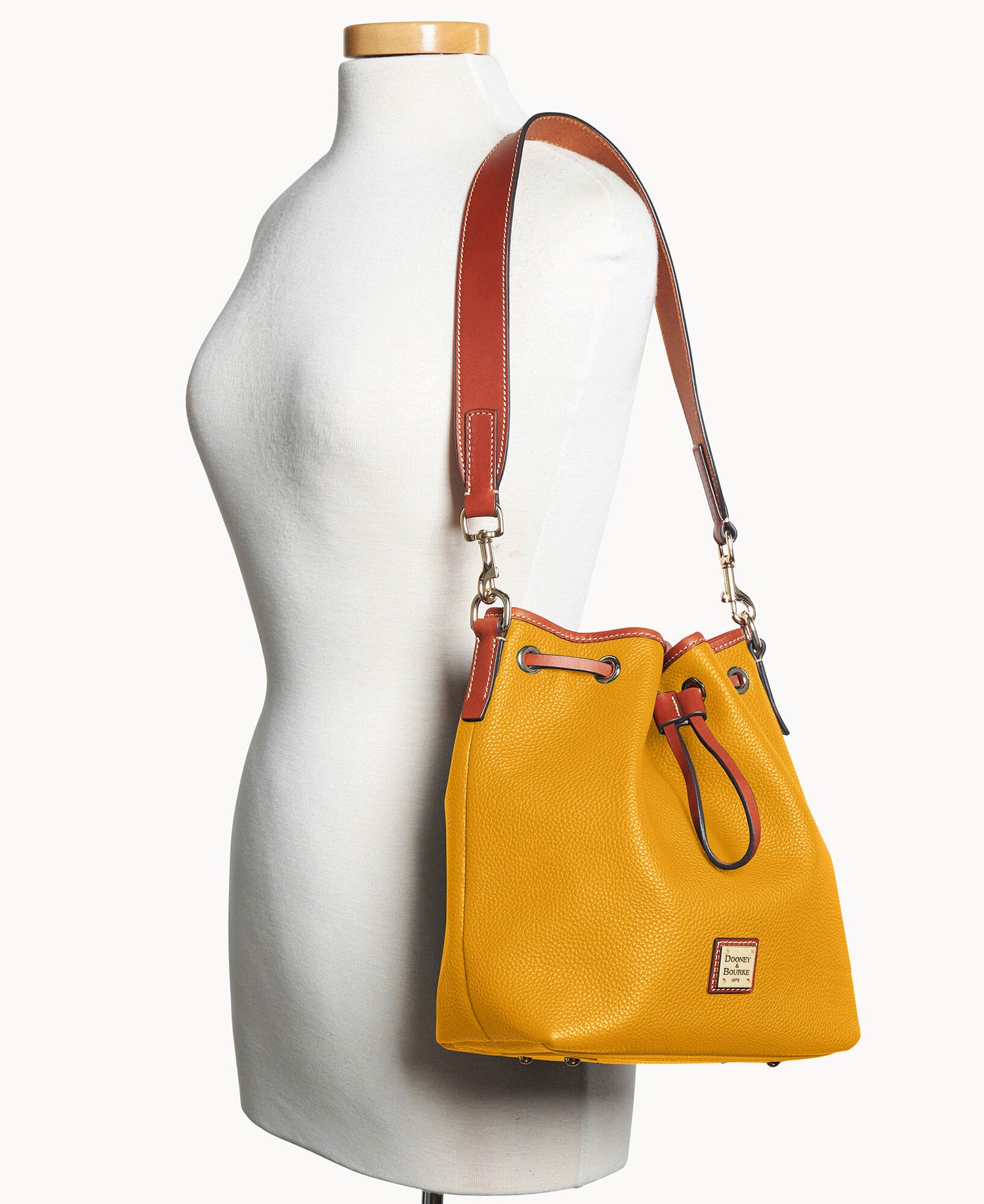 B2513G_AWMTPATN_ALT4