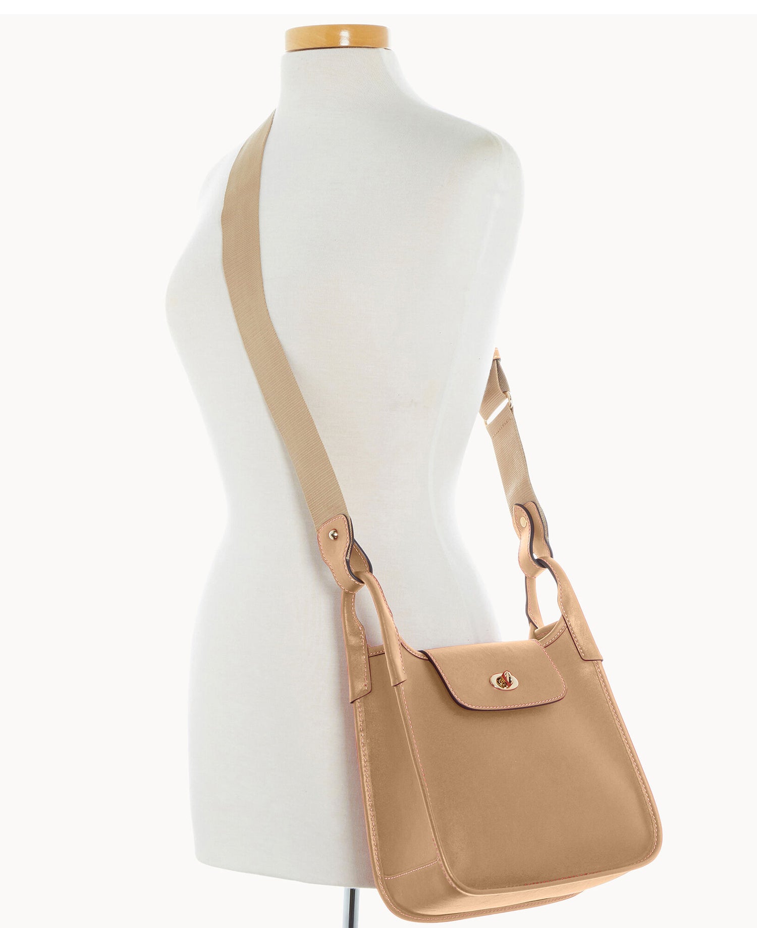 B2533G_XGBEXGBE0002_ALT4