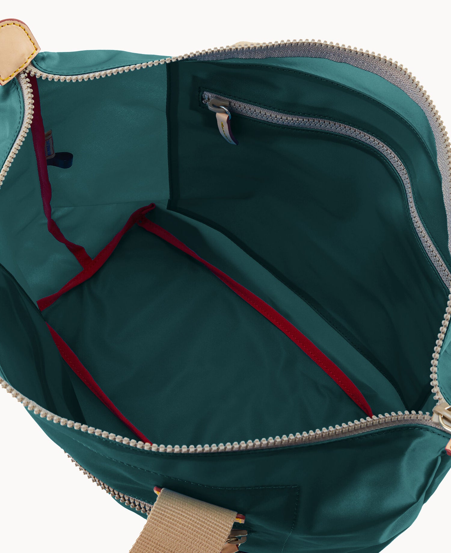 B2543G_NYLFSVNA_ALT2