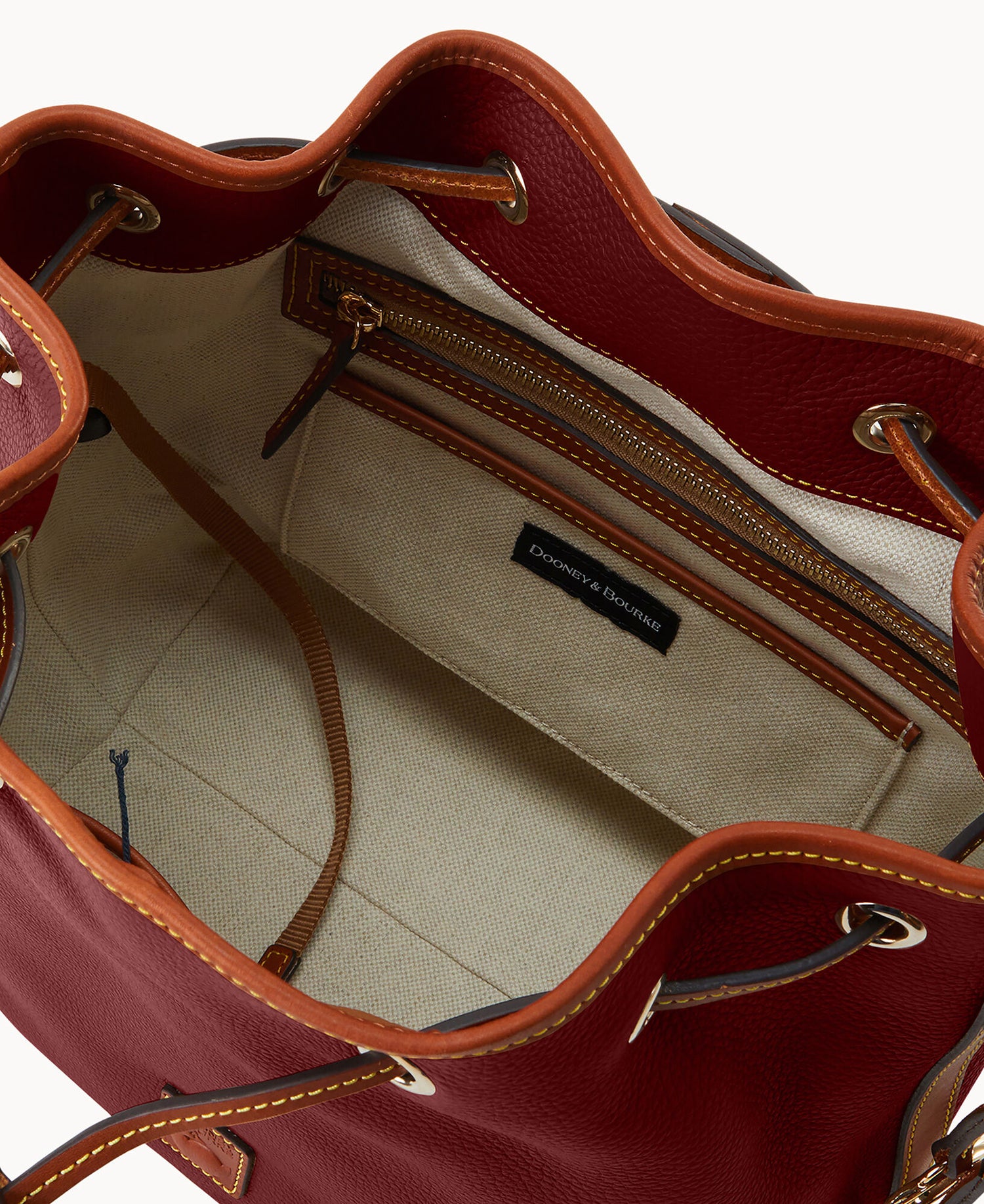 B2548G_9PBXPAKR_ALT2