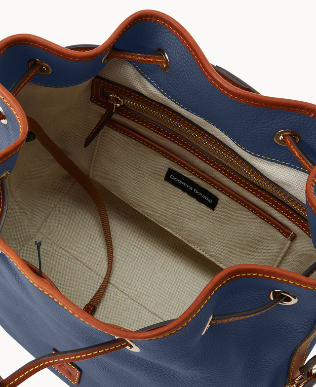 B2548G_9PXQPAKR_ALT2