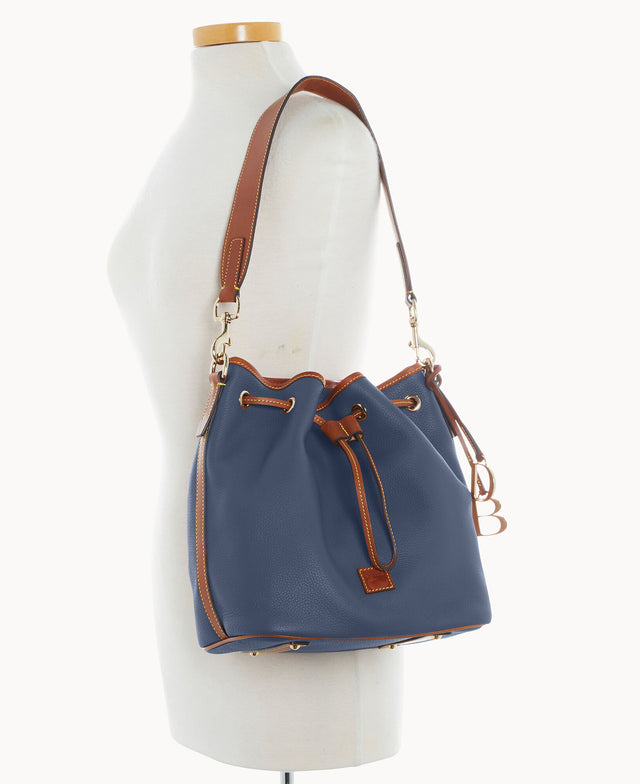 B2548G_9PXQPAKR_ALT4