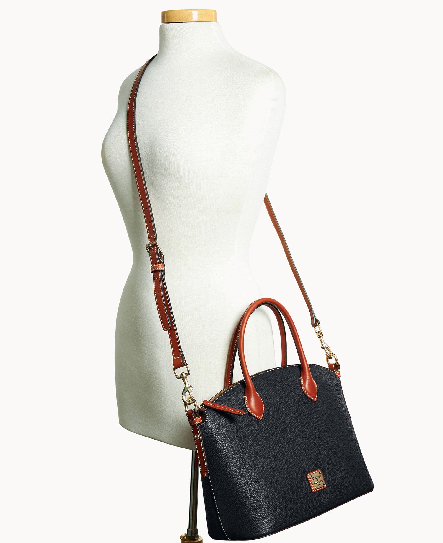 B2556G_AWBLPATN_ALT4