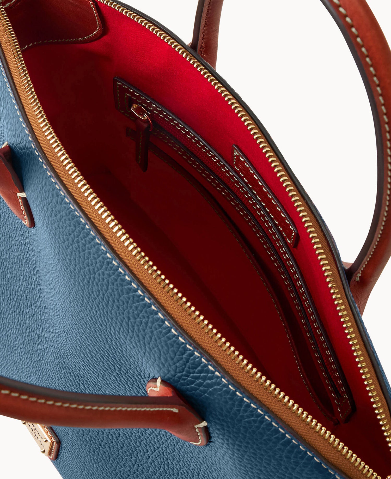 B2556G_AWJEPATN_ALT2