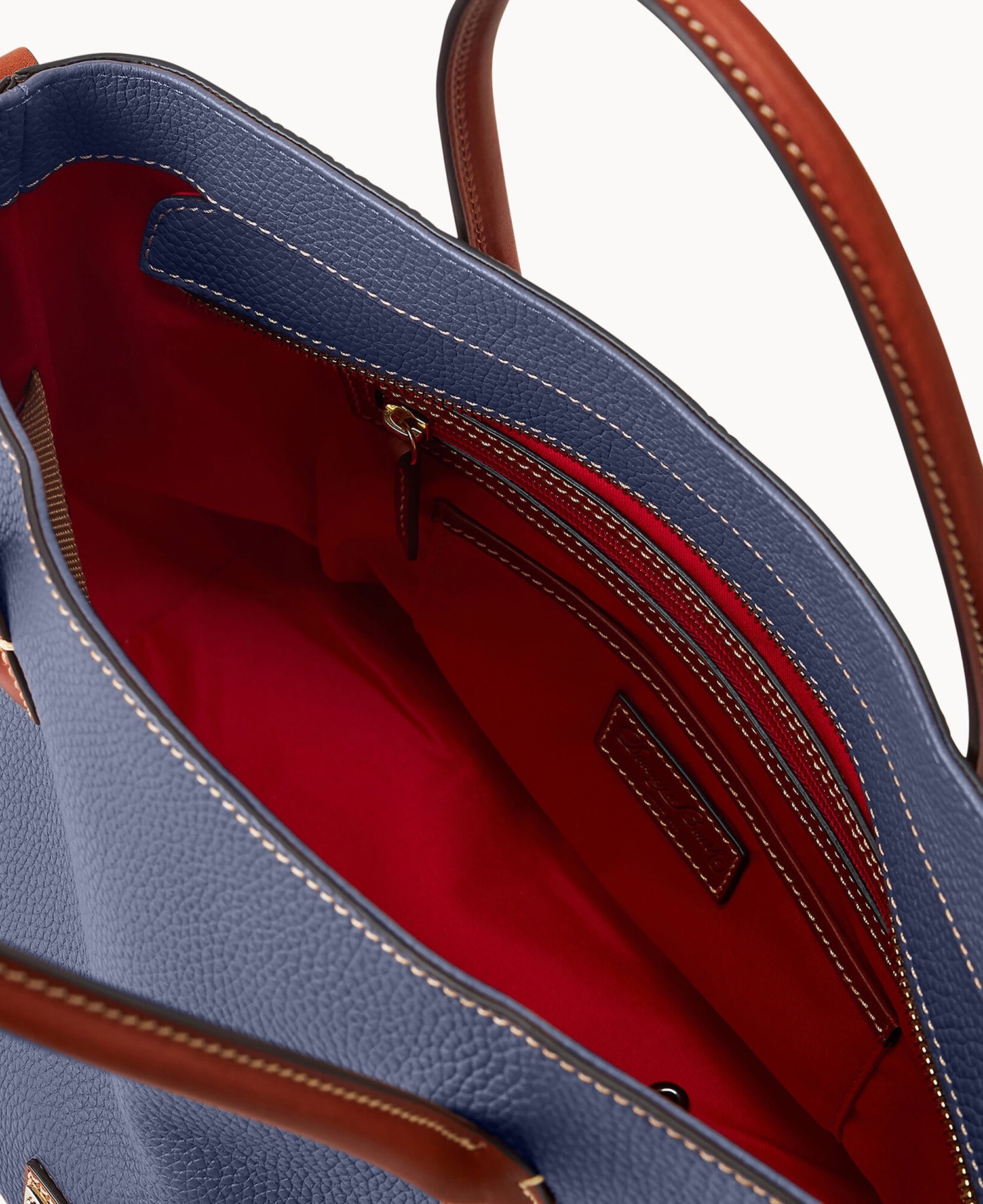 B2557G_AWXQPATN_ALT2