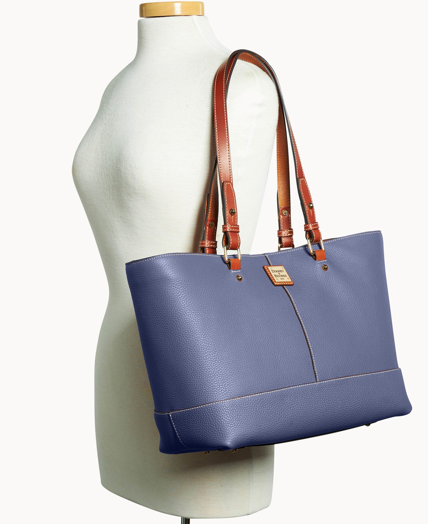 B2565G_AWXQPATN_ALT4