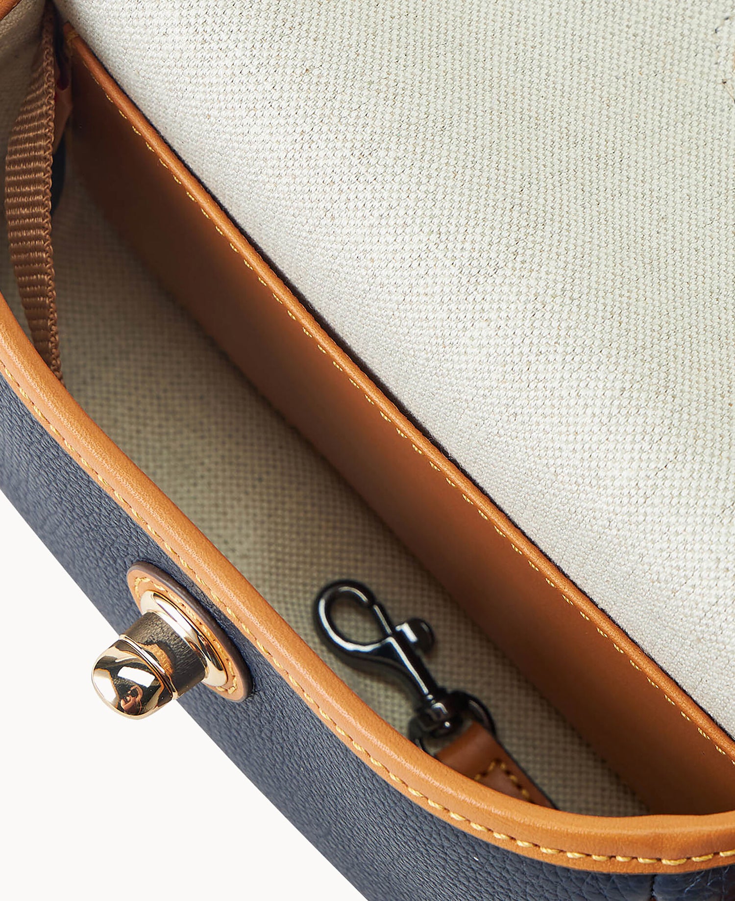 B2567G_AWMDPACM_ALT2