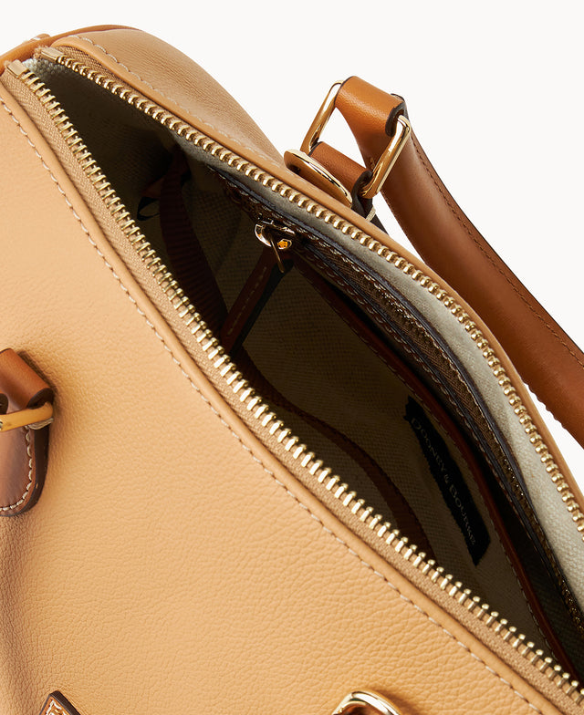 B2574G_UGCMPACM_ALT2