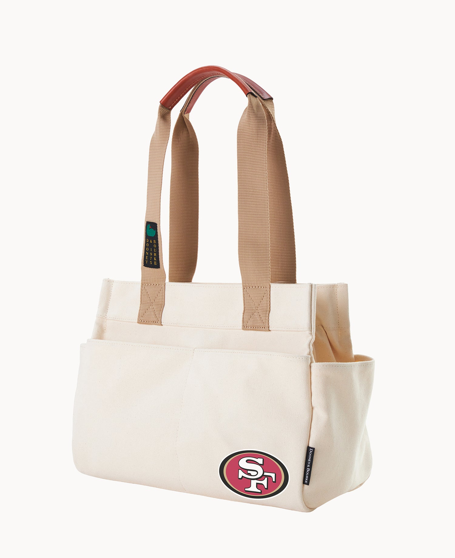 B2579G_CNNAPATN49ER_ALT1
