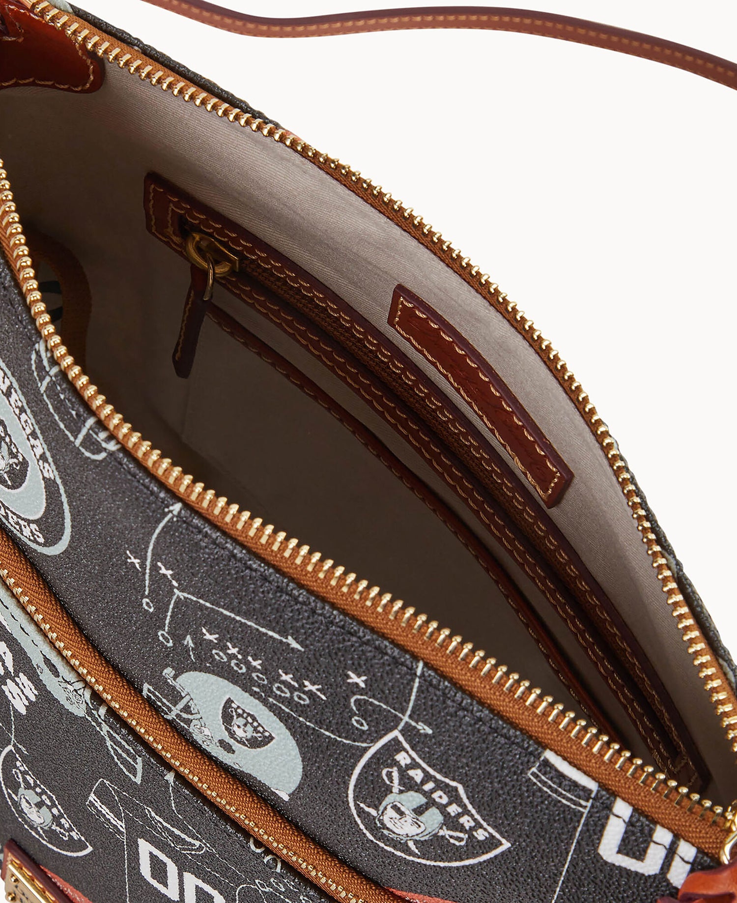 B3264G_QWBLPATNRAID_ALT2