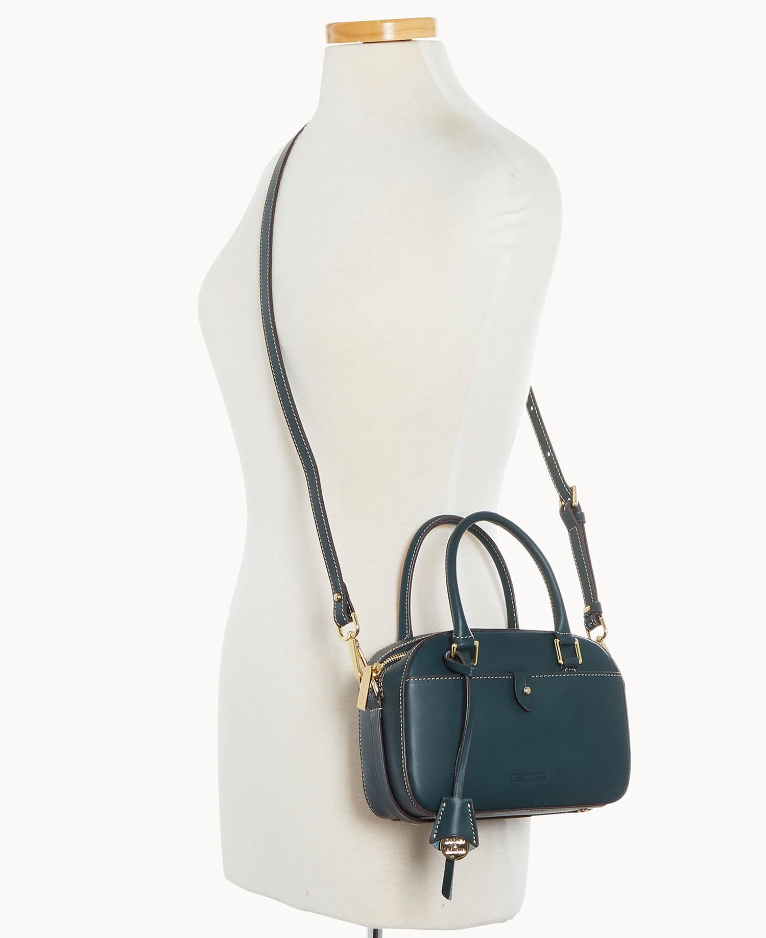 B7439G_TVFRTVFR_ALT4