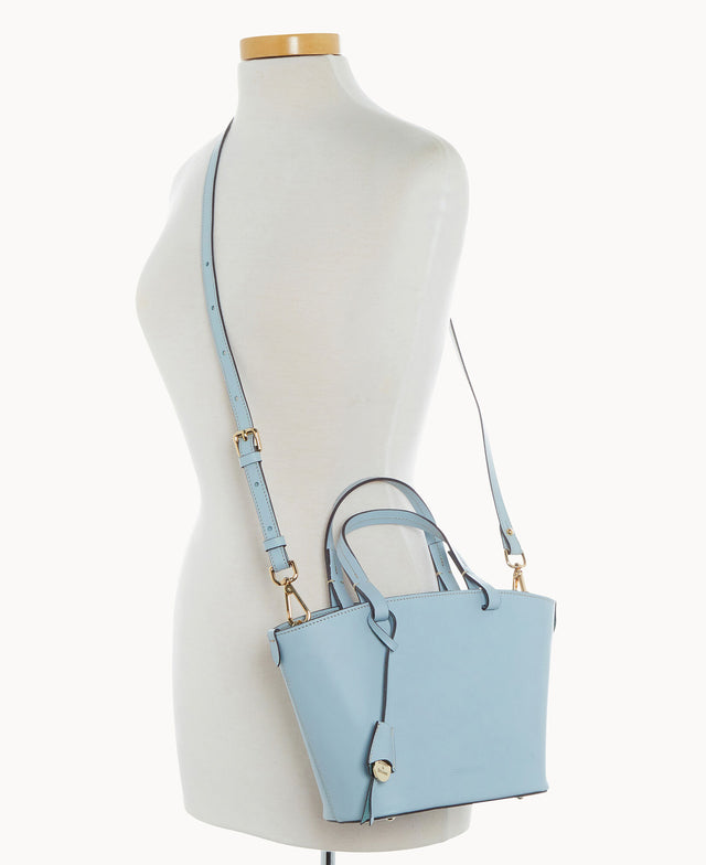 B7589G_TVAQTVAQ_ALT4