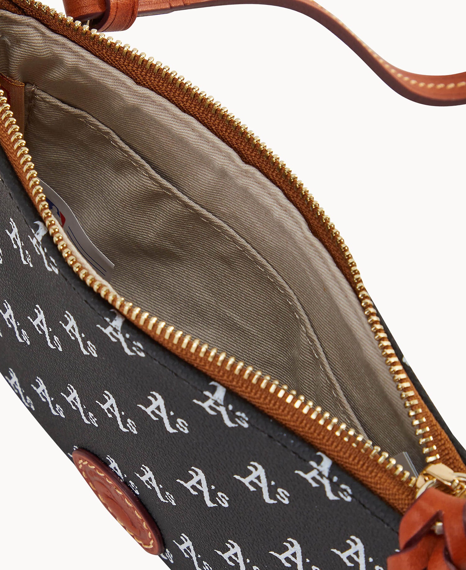 BL372G_MJBLPATNOAKA_ALT2