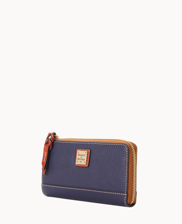 Pebble Grain Folded Zip Wristlet