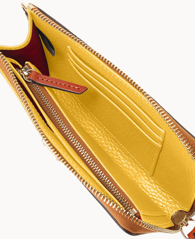 Pebble Grain Folded Zip Wristlet