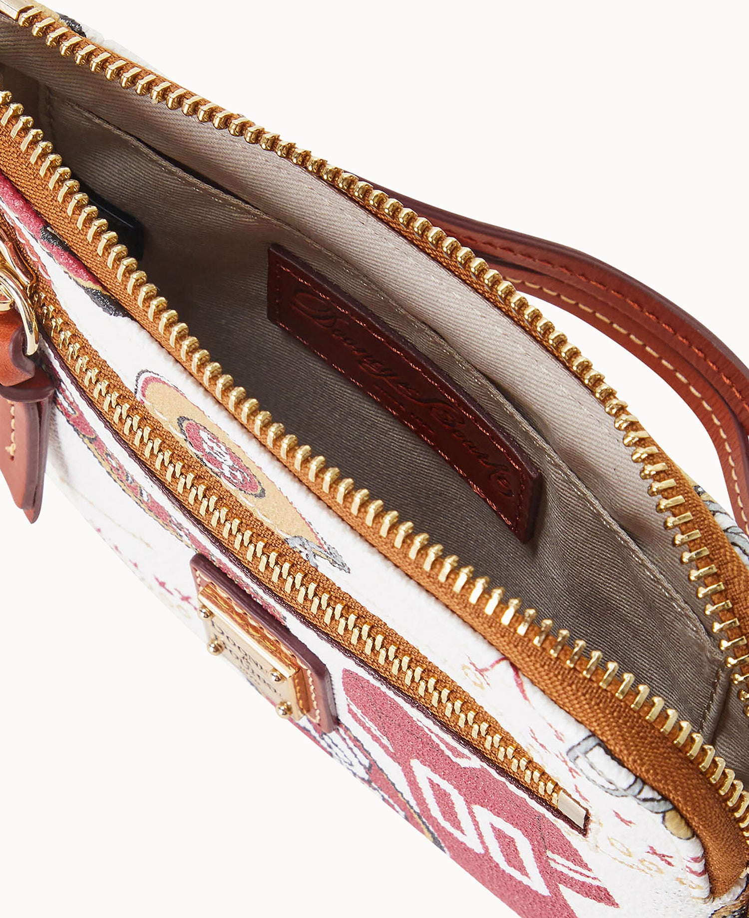 W0257G_QWMWPATN49ER_ALT2