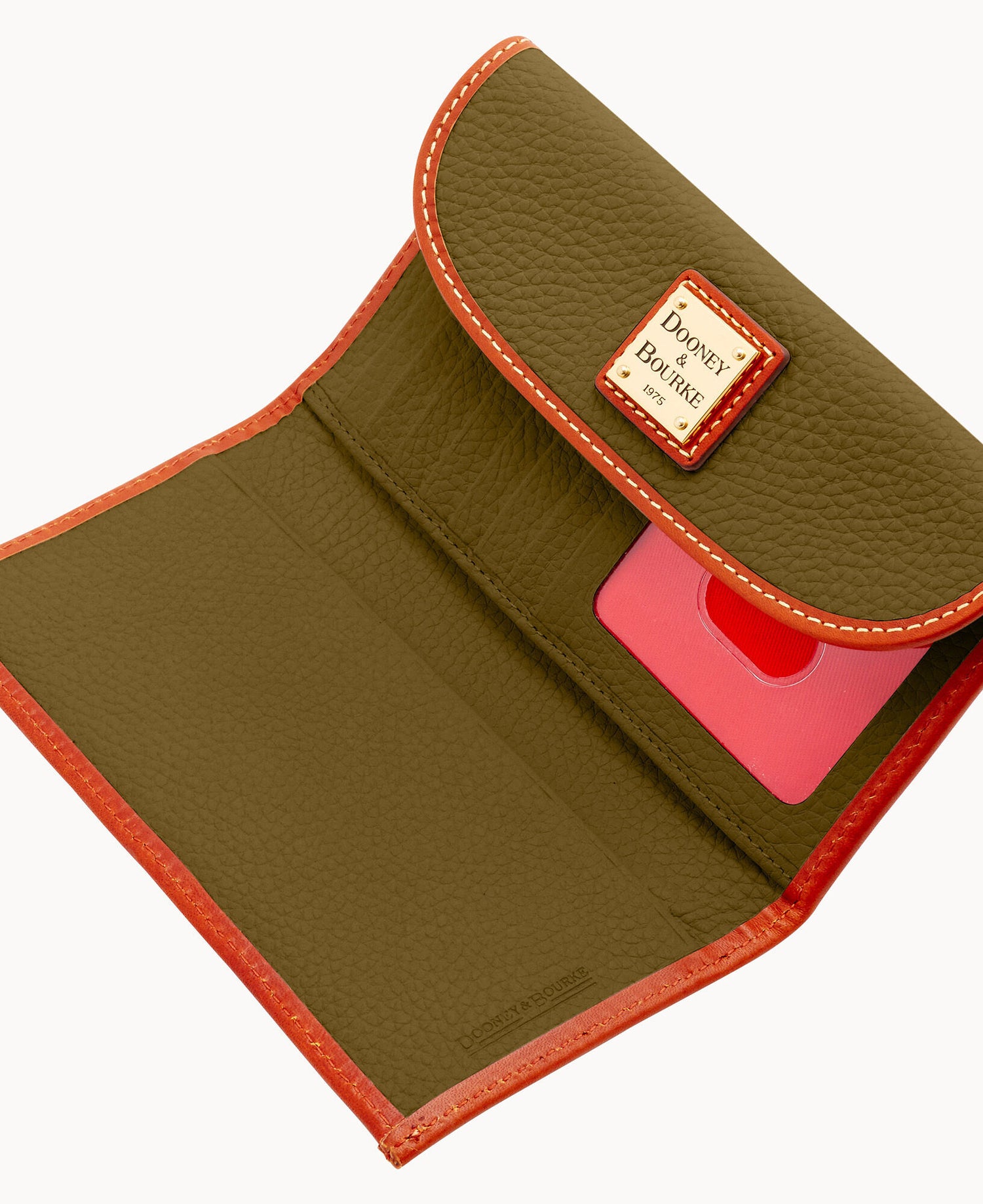 Pebble Grain Continental Clutch