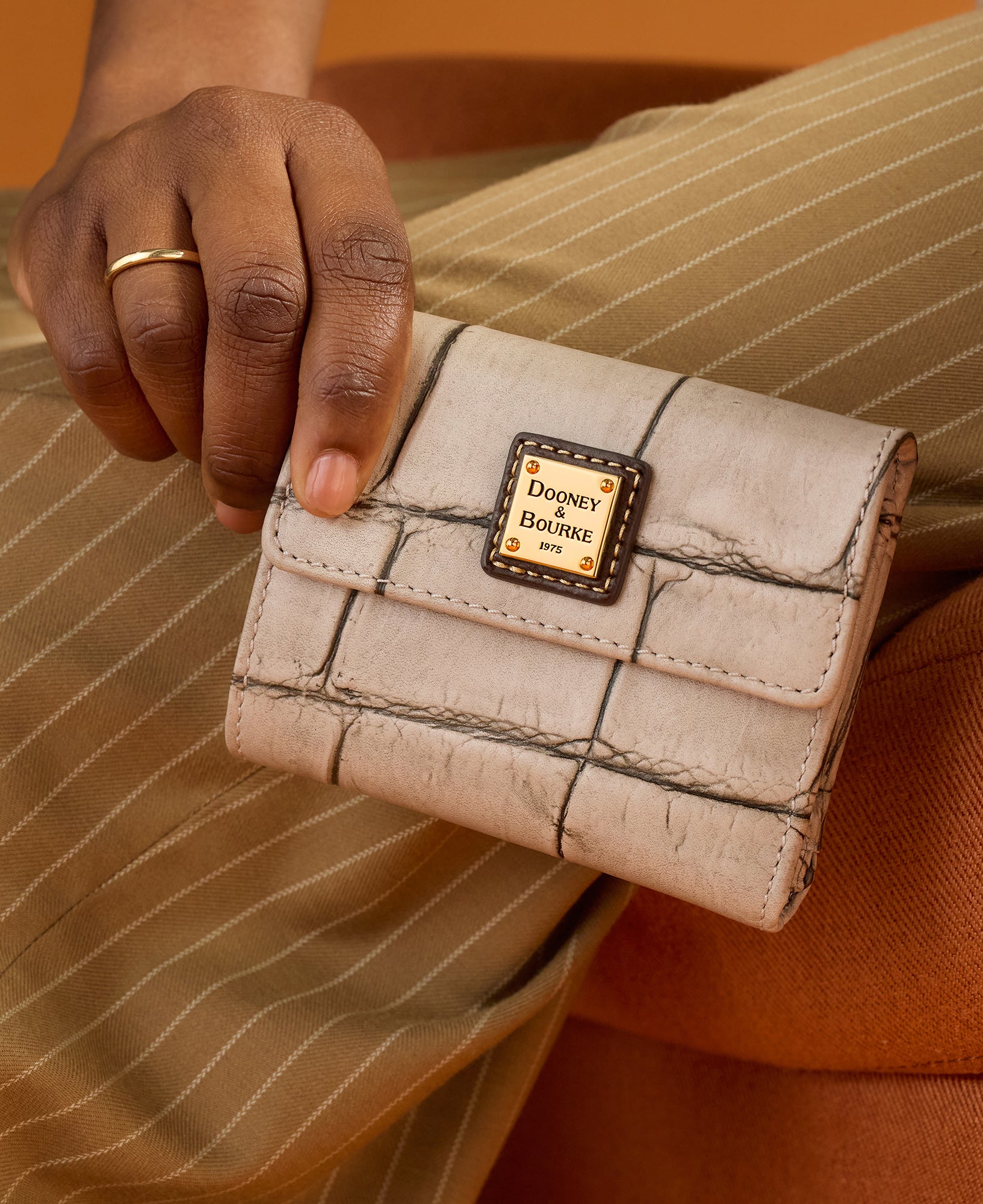 Denison Small Flap Wallet – ILoveDooney