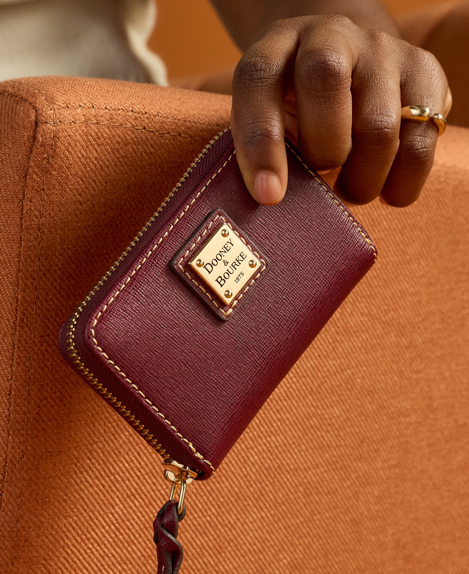 Saffiano Large Zip Around Credit Card Case – ILoveDooney