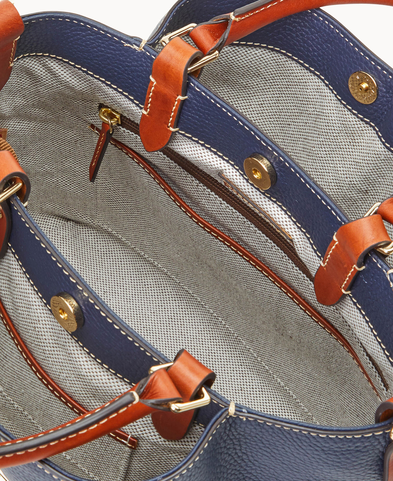 Dooney Bourke Pebble Grain Brenna